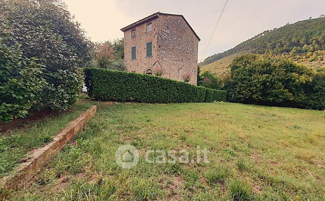 Rustico/casale in residenziale in Via di Sant'Andrea 43