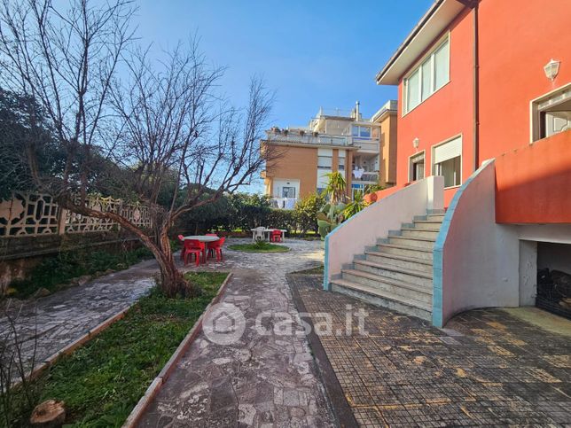 Appartamento in residenziale in Via Lombardia 3