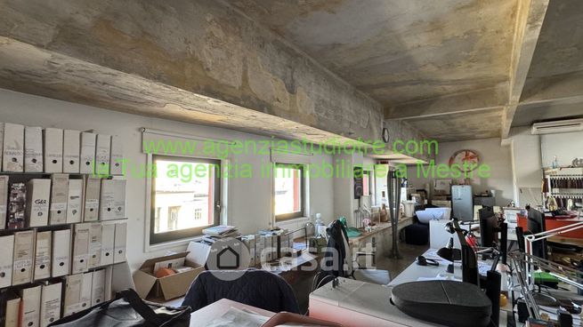 Ufficio in commerciale in Via del Lavoratore