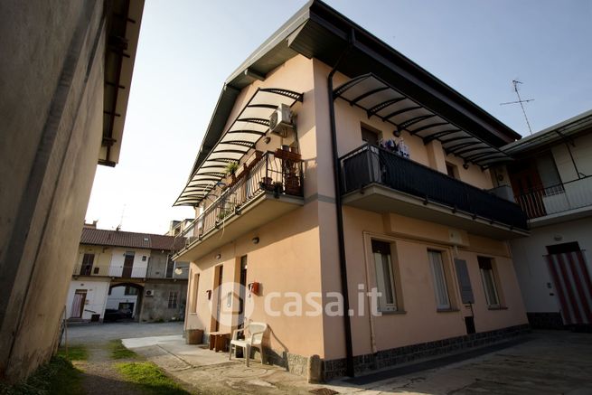 Appartamento in residenziale in Via Gian Matteo Ferrario 29