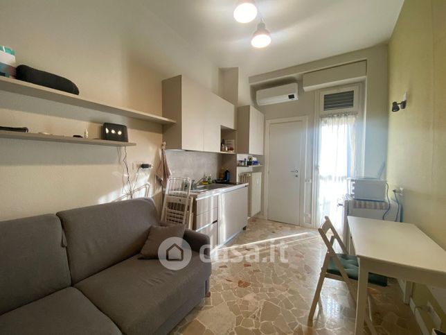 Appartamento in residenziale in Viale Giovanni da Cermenate 76