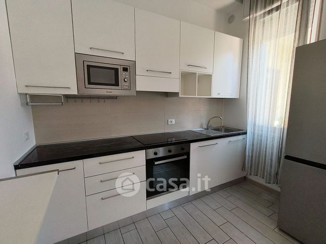 Appartamento in residenziale in Via Luciano Manara