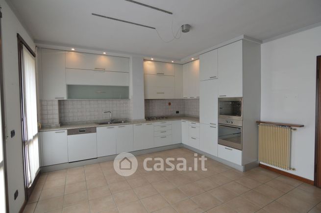 Appartamento in residenziale in Via M. Maule 2