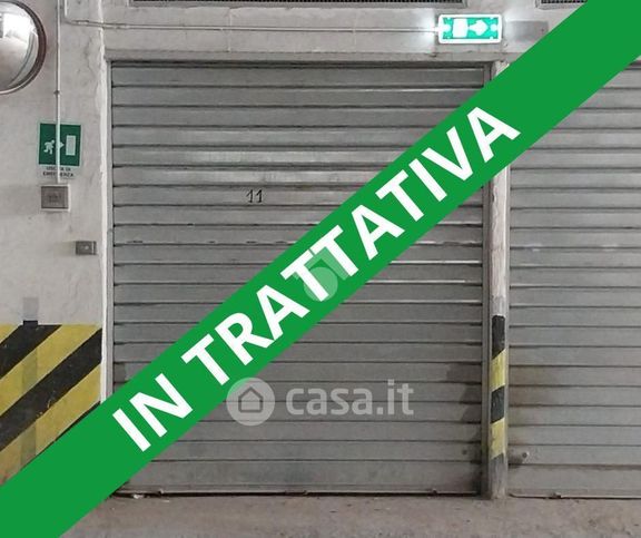 Garage/posto auto in residenziale in Via Soratte 3