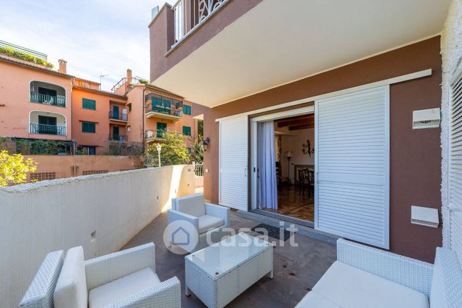Appartamento in residenziale in Via III Forti
