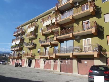 Casa indipendente in residenziale in Via Nino Interdonato 1