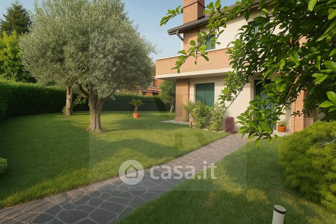 Casa bi/trifamiliare in residenziale in Via San Domenico