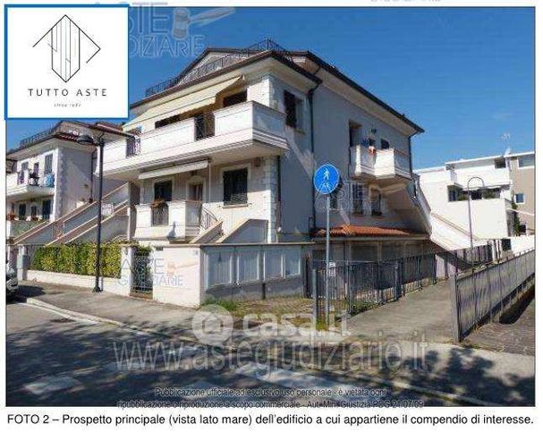 Appartamento in residenziale in Largo Giustiniano Villa 40