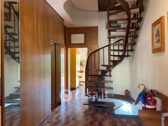 Casa indipendente in residenziale in Giosuè Borsi 1