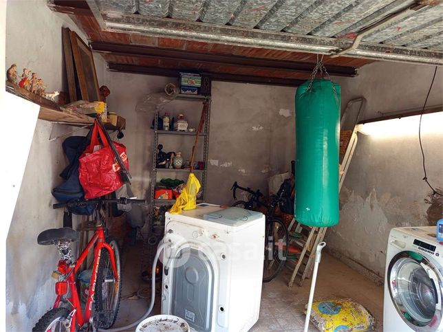 Box/posto auto in residenziale in Via Lanciotto Gherardi