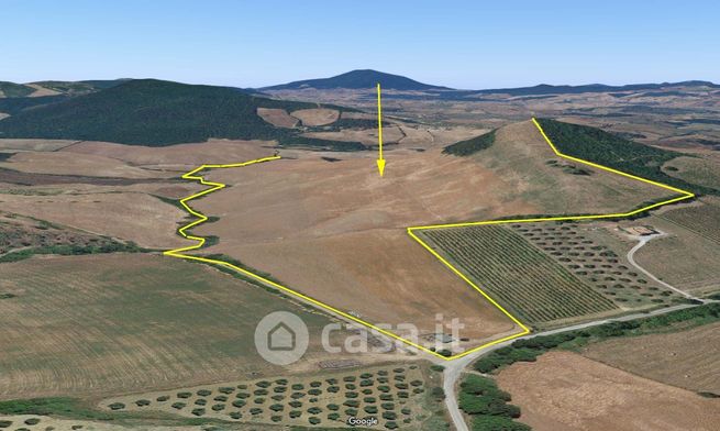 Terreno agricolo in commerciale in loc. magazzini
