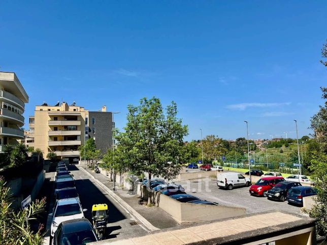 Appartamento in residenziale in Via Alberto Manzi