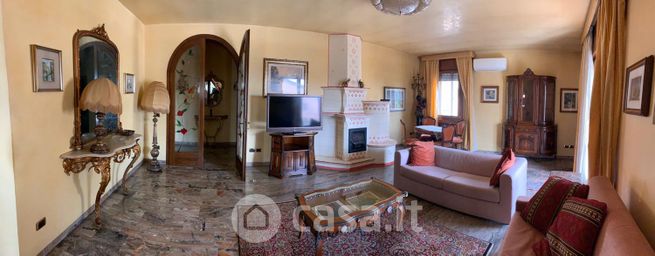 Appartamento in residenziale in Via Amalfi 11