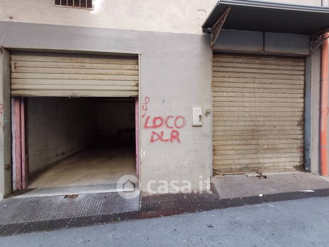 Box/posto auto in residenziale in Via Roma