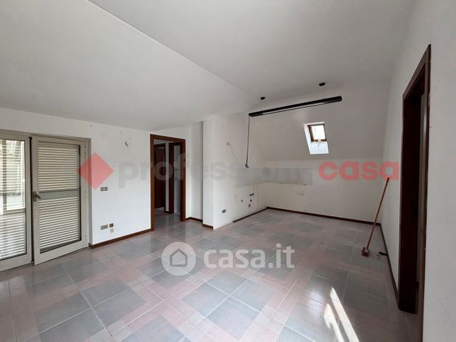 Ufficio in commerciale in Corso Appio 26