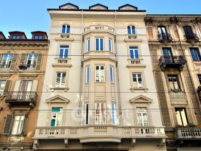 Appartamento in residenziale in Via Luigi Cibrario 7