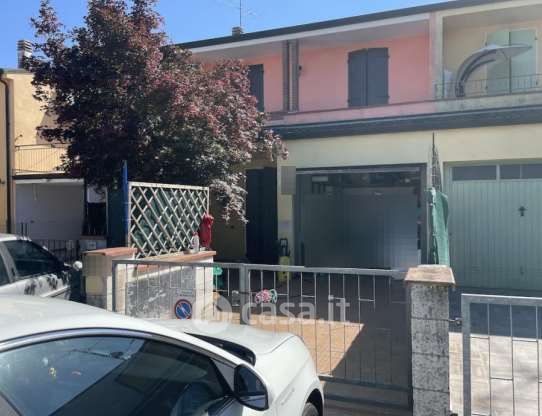 Appartamento in residenziale in Via Giacomo Leopardi