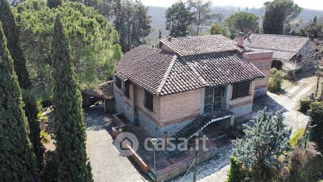 Appartamento in residenziale in Strada di Basciano