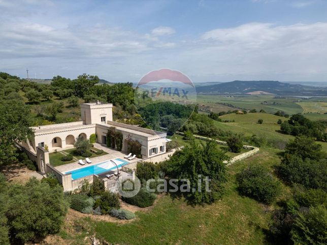 Villa in residenziale in 