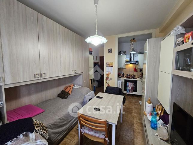 Appartamento in residenziale in Via Carlo Cattaneo 33