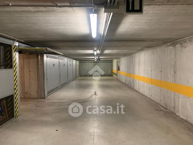 Garage/posto auto in residenziale in 