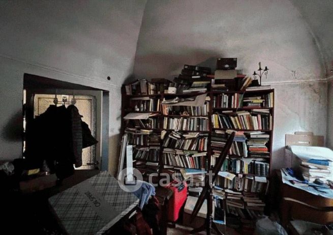 Appartamento in residenziale in Via Leoni 5