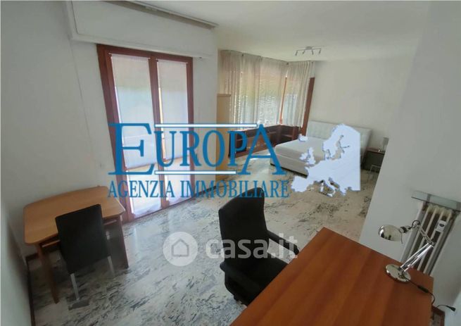 Appartamento in residenziale in Via Fratelli Rosselli 15