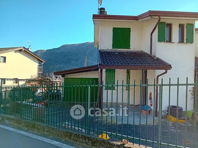 Casa indipendente in residenziale in Via Prati Salati