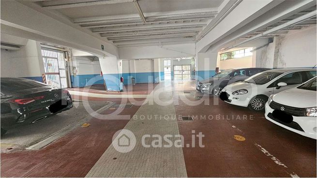 Garage/posto auto in residenziale in 