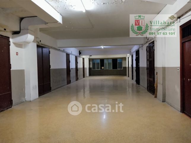 Negozio/locale commerciale in commerciale in Via NicolÃ² Turrisi 48