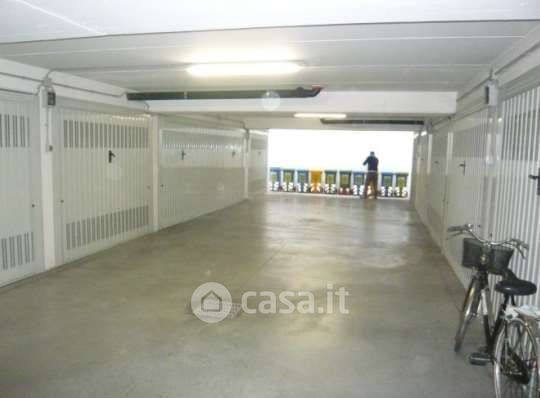 Box/posto auto in residenziale in Via Cendon