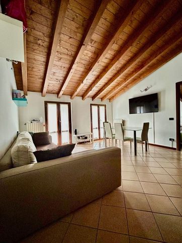 Appartamento in residenziale in Via Hermada