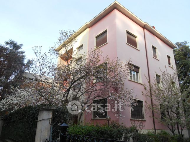 Appartamento in residenziale in Via Bellacosta 46