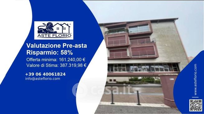 Ufficio in commerciale in Viale IV Novembre 70