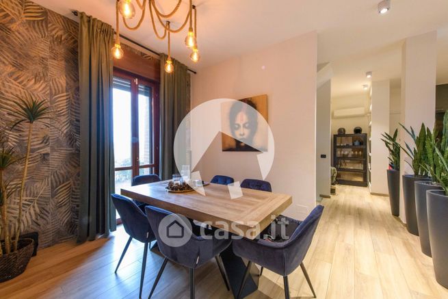 Villetta a schiera in residenziale in Via R. Marmiroli 17
