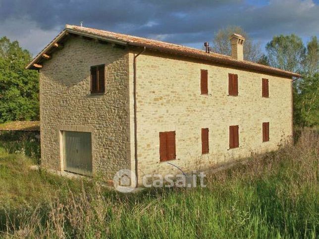 Terreno agricolo in commerciale in 