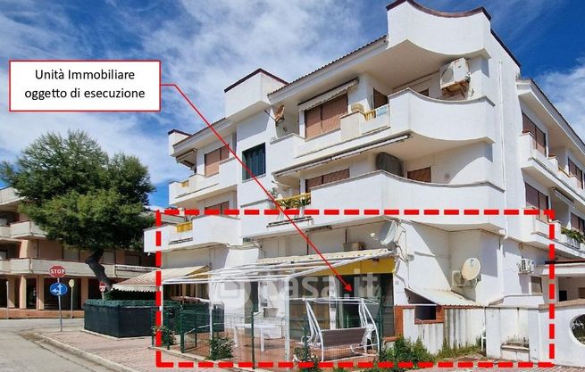 Appartamento in residenziale in Via E. Alessandrini 5