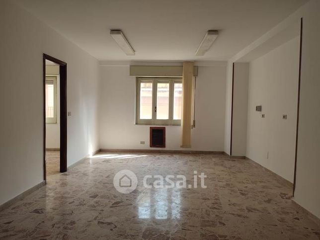 Ufficio in commerciale in Corso Umberto e Margherita 61