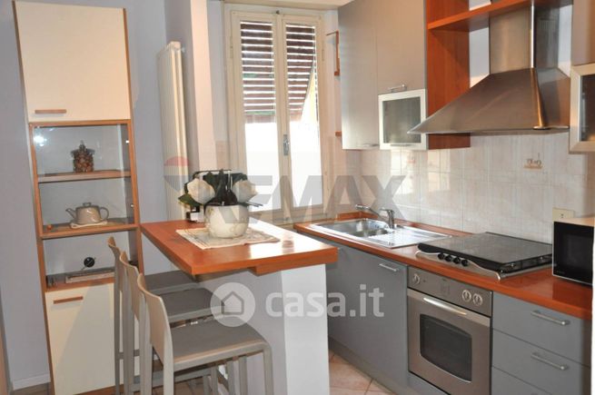 Appartamento in residenziale in Via Alessandro Manzoni 12
