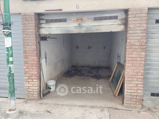 Box/posto auto in residenziale in Corso Europa 129