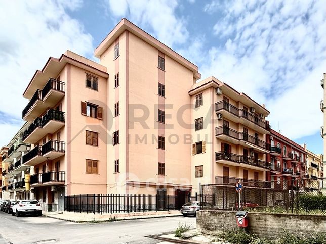 Appartamento in residenziale in Via Nino di Franco 71