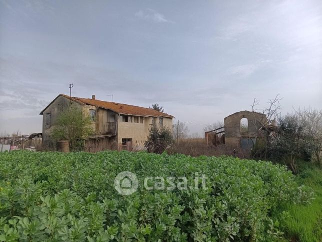 Rustico/casale in residenziale in 