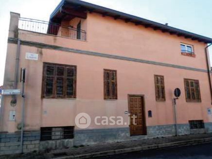 Villa in residenziale in Via G. Marconi 40