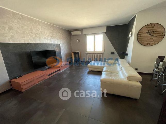 Appartamento in residenziale in SS342 28