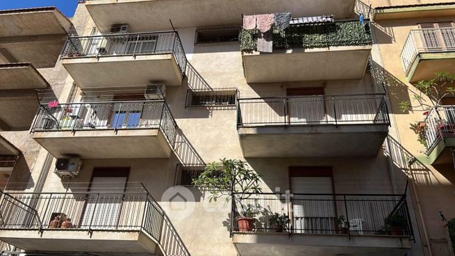 Appartamento in residenziale in Via la Rocca Padre G. 39-11