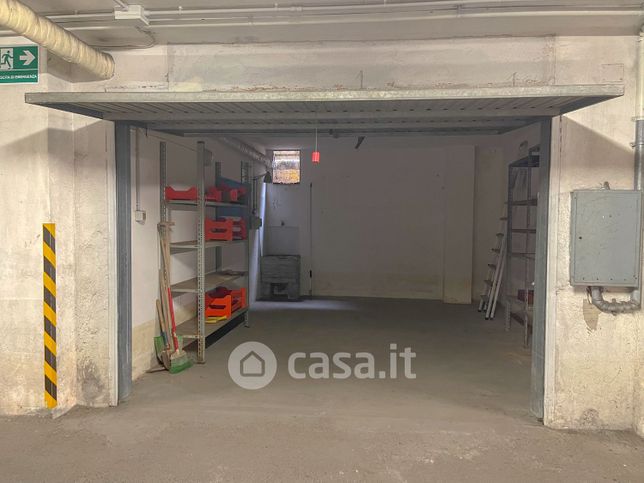 Garage/posto auto in residenziale in Via Lorenzo Acquarone