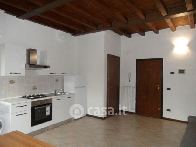 Appartamento in residenziale in Via Roma 5