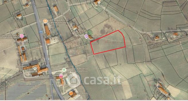 Terreno agricolo in commerciale in