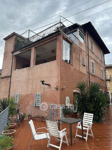 Box/posto auto in residenziale in Via Mediterraneo 8