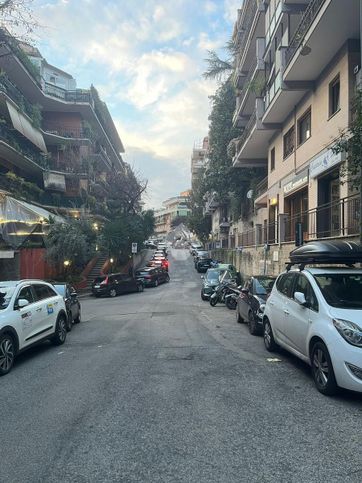 Garage/posto auto in residenziale in Via Antonio Serra 71